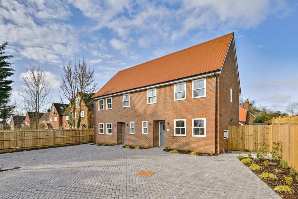 The Heathlands - HEATHLAND MEWS